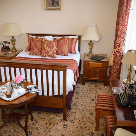 County Leitrim Bush Hotel מראה חיצוני תמונה