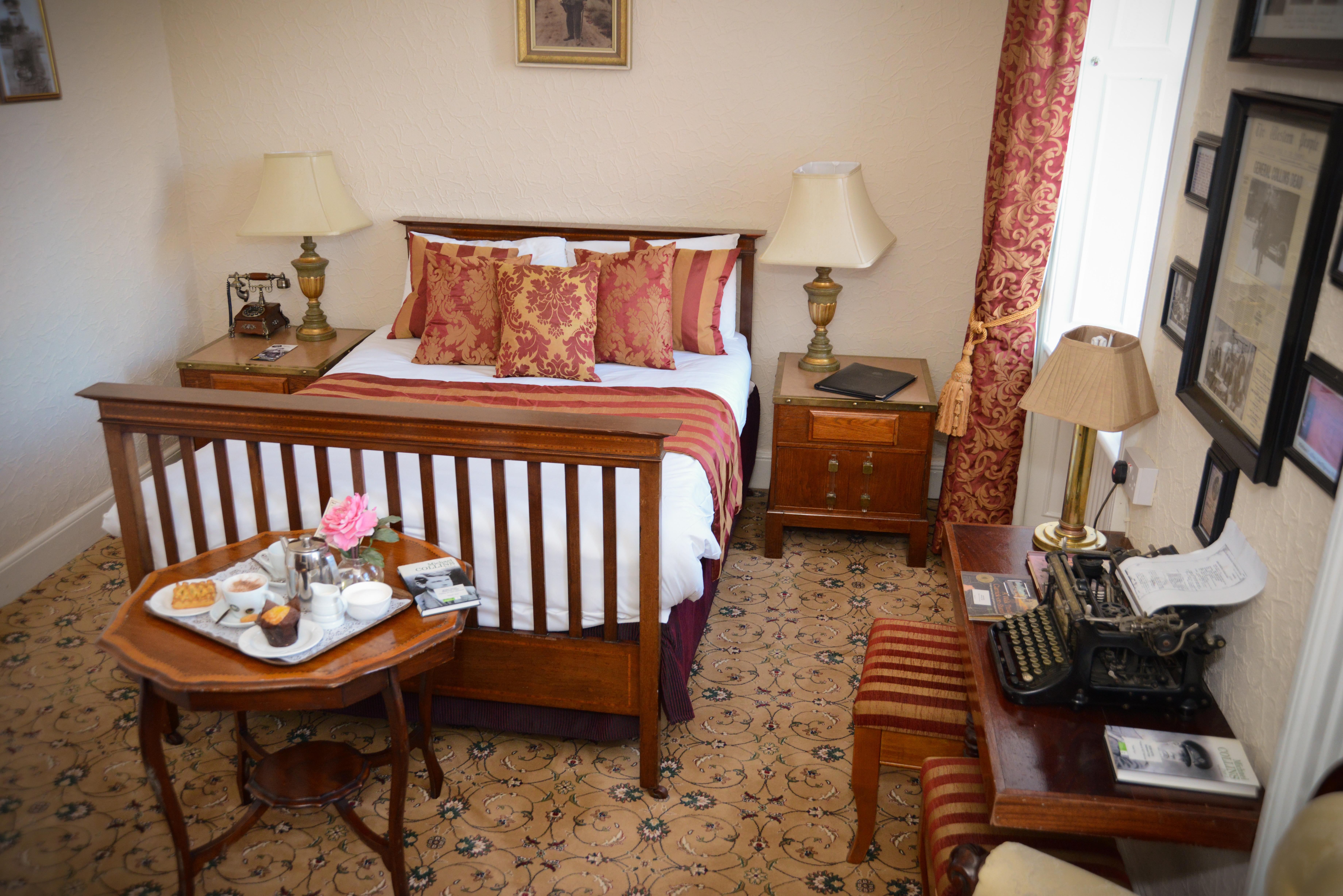 County Leitrim Bush Hotel מראה חיצוני תמונה