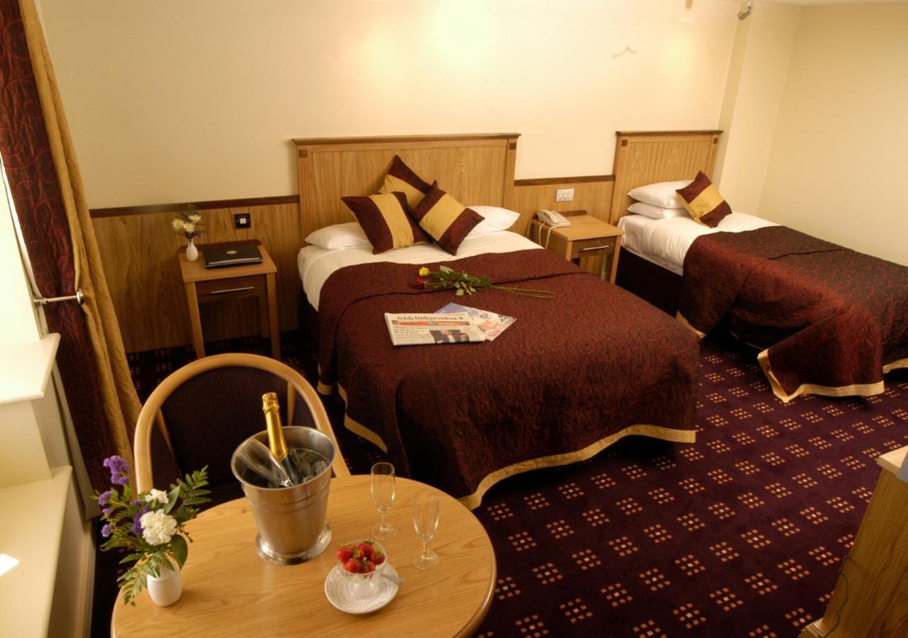 County Leitrim Bush Hotel מראה חיצוני תמונה